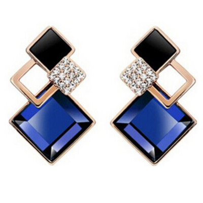 New Design Design Fashion Women Luxury High-grade Crystal Geometry Rhinestone Earrings
New Design Design Fashion Women Luxury High-grade Crystal Geometry Rhinestone Earrings