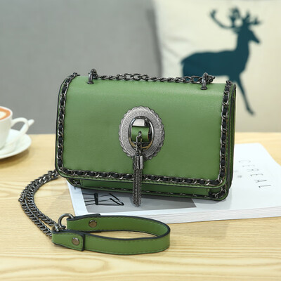 Korean version of ins Super Fire Messenger bag 2018 summer tide chic chain bag Joker shoulder bag
Korean version of ins Super Fire Messenger bag 2018 summer tide chic chain bag Joker shoulder bag
