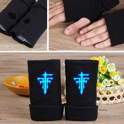 Luminous Fingerless Gloves Hand Arm Warmers Half Finger Gloves Half Palm Short Gloves Sleeves for Winter
Luminous Fingerless Gloves Hand Arm Warmers Half Finger Gloves Half Palm Short Gloves Sleeves for Winter