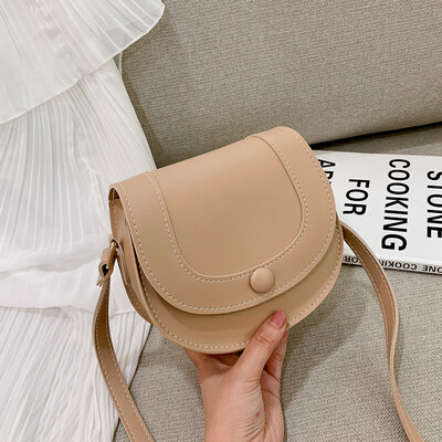 Retro small bag female 2019 new Korean version of the simple wild temperament shoulder bag fashion casual Messenger saddle bag
Retro small bag female 2019 new Korean version of the simple wild temperament shoulder bag fashion casual Messenger saddle bag