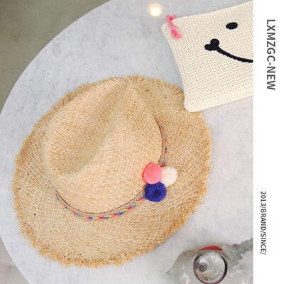 Hat summer new ladies Korean version of the hundred with a stylish sun hat beach holiday big eaves Lafite straw hat
Hat summer new ladies Korean version of the hundred with a stylish sun hat beach holiday big eaves Lafite straw hat