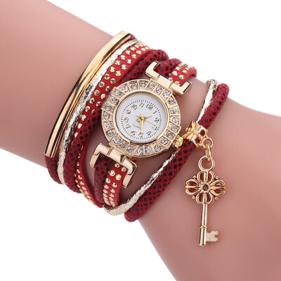 Creative fashion ladies winding bracelet watch gold key pendant quartz watch female models explosion models
Creative fashion ladies winding bracelet watch gold key pendant quartz watch female models explosion models