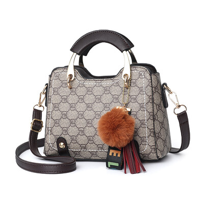 Female bag 2019 spring new ladies big bag simple shoulder bag cool fashion handbag
Female bag 2019 spring new ladies big bag simple shoulder bag cool fashion handbag