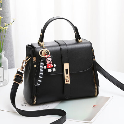 Bag girl fashion square bag summer new oblique satchel 100 take a foreign air single shoulder Ms ins portable
Bag girl fashion square bag summer new oblique satchel 100 take a foreign air single shoulder Ms ins portable