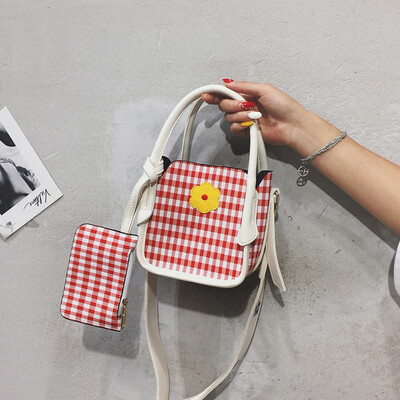 Small fresh girl small bag 2019 new Korean fashion wild single shoulder canvas bag lattice Messenger bag
Small fresh girl small bag 2019 new Korean fashion wild single shoulder canvas bag lattice Messenger bag