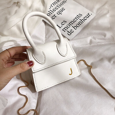 Bag female bag new 2019 Korean version of the mini handbag female small bag net red black bag texture slung small square bag
Bag female bag new 2019 Korean version of the mini handbag female small bag net red black bag texture slung small square bag