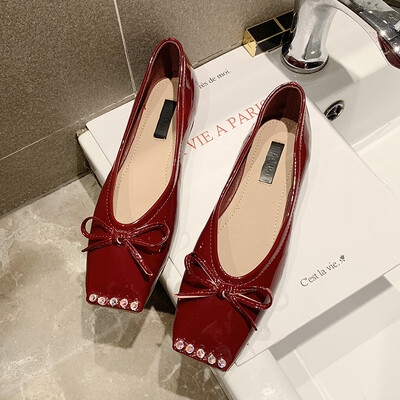 Single-shoe womens summer Joker flat-bottomed one pedal shoes fairy gentle night shoes net red European womens shoes
Single-shoe womens summer Joker flat-bottomed one pedal shoes fairy gentle night shoes net red European womens shoes