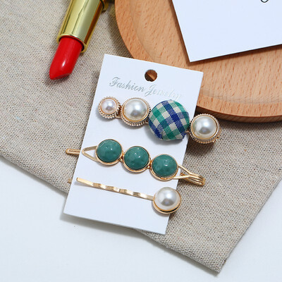 Pearl Hair Clip Plaid Button Word Clip Side Clip Three Piece Set Candy Color Pearl Hair Clip Hairpin Headdress Accessories
Pearl Hair Clip Plaid Button Word Clip Side Clip Three Piece Set Candy Color Pearl Hair Clip Hairpin Headdress Accessories