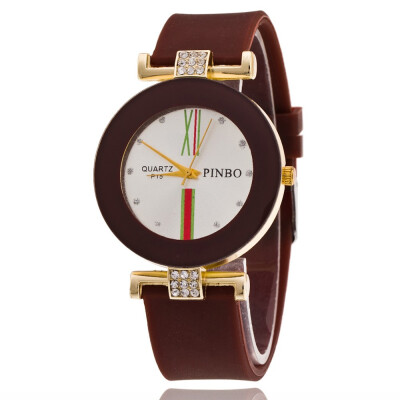 2018 New Women Fashion Luxury Leisure Set Auger Leather Analog Stainless Steel Quartz Watch
2018 New Women Fashion Luxury Leisure Set Auger Leather Analog Stainless Steel Quartz Watch