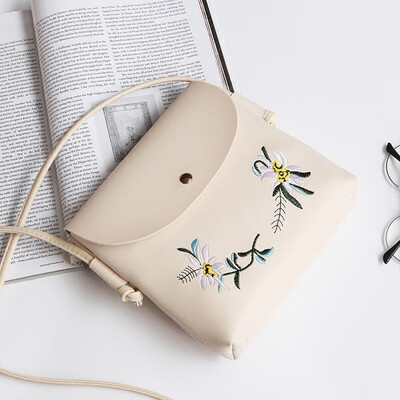 2017 Brand female crossbody bag casual shoulder bags women small messenger bags ladies retro design handbags with Embroidery
2017 Brand female crossbody bag casual shoulder bags women small messenger bags ladies retro design handbags with Embroidery