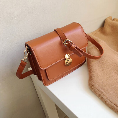 On the new chic small bag female retro wild simple 2019 new wave Korean version of the shoulder slung texture tofu bag
On the new chic small bag female retro wild simple 2019 new wave Korean version of the shoulder slung texture tofu bag