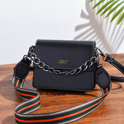 Womens new fashionable Korean version of the single shoulder diagonal bag with INS ladiesbag chain
Womens new fashionable Korean version of the single shoulder diagonal bag with INS ladiesbag chain
