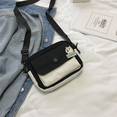 Fashion temperament color crossbody bag chic casual wild shoulder bag female 2019 new cartoon cute canvas bag
Fashion temperament color crossbody bag chic casual wild shoulder bag female 2019 new cartoon cute canvas bag