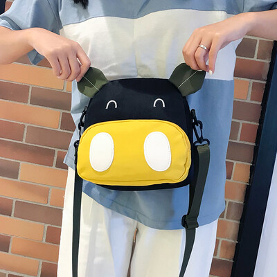 Chaopai Pigs Backpack Female Cute Cartoon Spliced Canvas small backpack Ugly Cute Animal Travel Backpack
Chaopai Pigs Backpack Female Cute Cartoon Spliced Canvas small backpack Ugly Cute Animal Travel Backpack