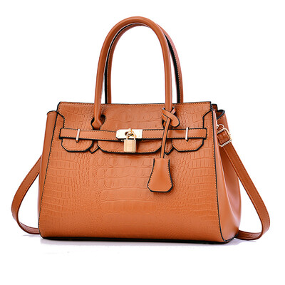 2019 spring&summer new diagonal female bag Europe&America large-capacity handbag shoulder trend wild bag
2019 spring&summer new diagonal female bag Europe&America large-capacity handbag shoulder trend wild bag