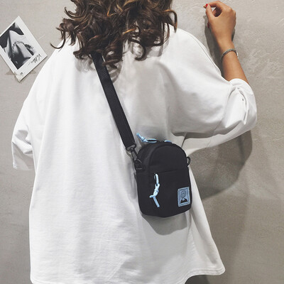 Korea chic soft sister girl mini bag female 2019 new solid color wild nylon shoulder bag Messenger bag
Korea chic soft sister girl mini bag female 2019 new solid color wild nylon shoulder bag Messenger bag