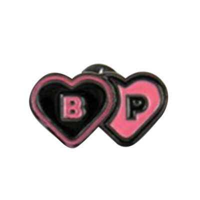 KPOP BLACKPINK Official same paragraph Cartoon Metal Brooch Badge Super Cute Bag Pendant Boys Girls Accessories Hot Gift for Fan
KPOP BLACKPINK Official same paragraph Cartoon Metal Brooch Badge Super Cute Bag Pendant Boys Girls Accessories Hot Gift for Fan