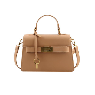 Texture small bag handbag 2019 spring new wave Korean version of the wild Messenger bag snake pattern shoulder fashion small square bag
Texture small bag handbag 2019 spring new wave Korean version of the wild Messenger bag snake pattern shoulder fashion small square bag