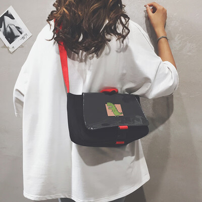 Chic canvas bag female new 2019ins Japanese Harajuku bag shoulder bag cartoon canvas Messenger bag
Chic canvas bag female new 2019ins Japanese Harajuku bag shoulder bag cartoon canvas Messenger bag