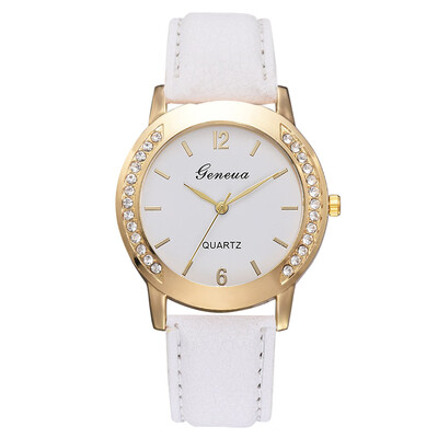 Casual ladies alloy quartz watch fashion crocodile pattern PU leather watch on both sides of the diamond fashion watch
Casual ladies alloy quartz watch fashion crocodile pattern PU leather watch on both sides of the diamond fashion watch
