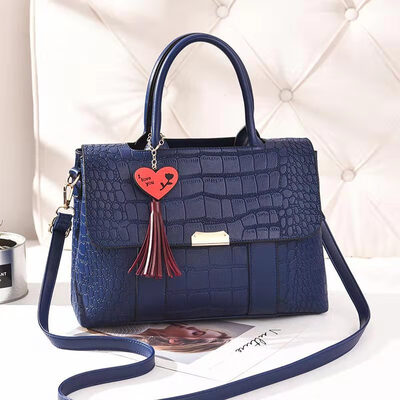 2019 summer new womens bag big bag large capacity fresh&simple handbag shoulder diagonal package
2019 summer new womens bag big bag large capacity fresh&simple handbag shoulder diagonal package