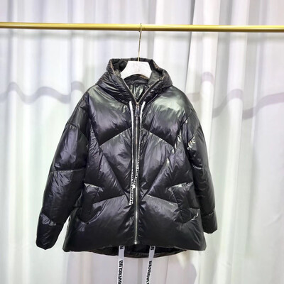 Winter 2018 new Korean fashion hat thickening short style bread suit silver A version of the bright face down jacket womens
Winter 2018 new Korean fashion hat thickening short style bread suit silver A version of the bright face down jacket womens