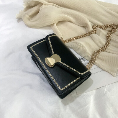 Advanced sense of the sense of quality bag female 2019 new wave Korean version of the wild shoulder slung fashion chain small square bag
Advanced sense of the sense of quality bag female 2019 new wave Korean version of the wild shoulder slung fashion chain small square bag
