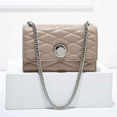 2019 new summer ins super fire small fragrance bag female Messenger bag small fresh rhombic chain shoulder bag female
2019 new summer ins super fire small fragrance bag female Messenger bag small fresh rhombic chain shoulder bag female