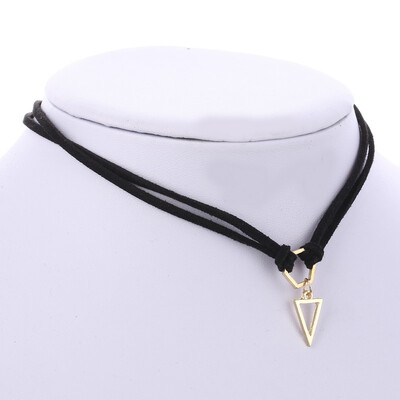 Trendy Hot Layers Black Leather Choker Necklace Wrap Circle Geometry With Triangle Pendant Women Jewelry Short Necklaces
Trendy Hot Layers Black Leather Choker Necklace Wrap Circle Geometry With Triangle Pendant Women Jewelry Short Necklaces