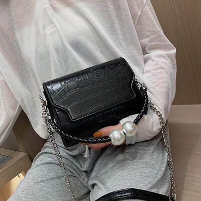 Summer small fresh handbag handbag 2019 new wave wild foreign shoulder bag summer small fresh messenger bag
Summer small fresh handbag handbag 2019 new wave wild foreign shoulder bag summer small fresh messenger bag