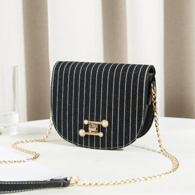 Summer chic daughter Korean Messenger bag simple Joker shoulder bag saddle bag small satchel
Summer chic daughter Korean Messenger bag simple Joker shoulder bag saddle bag small satchel
