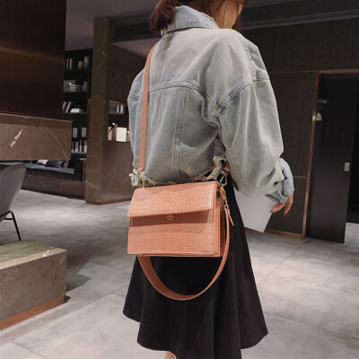 Tailored Womens Retro Embossed Small SquareBag Wide Shoulder Strap Shoulder Messenger Bag
Tailored Womens Retro Embossed Small SquareBag Wide Shoulder Strap Shoulder Messenger Bag