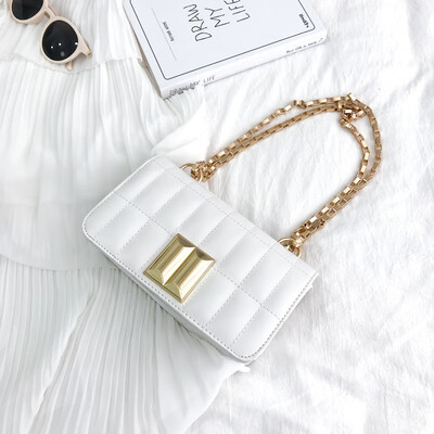 Simple fashion casual mobile phone bag wild embroidery thread handbag female 2019 new foreign style texture chain Messenger bag 
Simple fashion casual mobile phone bag wild embroidery thread handbag female 2019 new foreign style texture chain Messenger bag