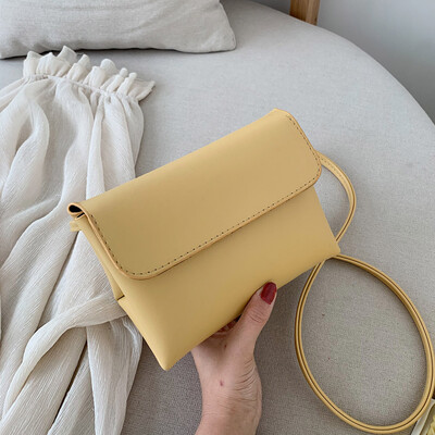 Tailored Women Bag Simple Small Bag Shoulder Messenger Bag Retro Casual Small Square Bag
Tailored Women Bag Simple Small Bag Shoulder Messenger Bag Retro Casual Small Square Bag