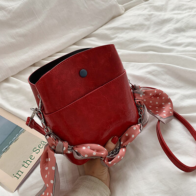 Advanced sense of foreign style womens bag ins Korean scarf bag new 2019 Joker bucket bag shoulder Messenger bag
Advanced sense of foreign style womens bag ins Korean scarf bag new 2019 Joker bucket bag shoulder Messenger bag