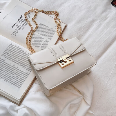 Qiao Bani 2019 new European&American style fashion simple solid color lock flip cover bag shoulder diagonal trend handbags
Qiao Bani 2019 new European&American style fashion simple solid color lock flip cover bag shoulder diagonal trend handbags