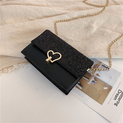 2019 new contrast color heart-shaped lock buckle Messenger bag female chic wild chain shoulder bag fashion sequin small square bag
2019 new contrast color heart-shaped lock buckle Messenger bag female chic wild chain shoulder bag fashion sequin small square bag