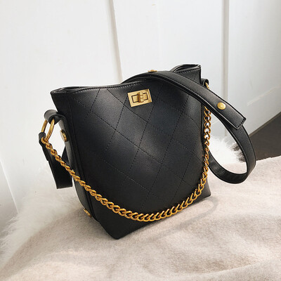 Qiao Bani 2019 new South Korea ins fashion street shoot chain hippie bucket bag trend single shoulder diagonal handbag
Qiao Bani 2019 new South Korea ins fashion street shoot chain hippie bucket bag trend single shoulder diagonal handbag