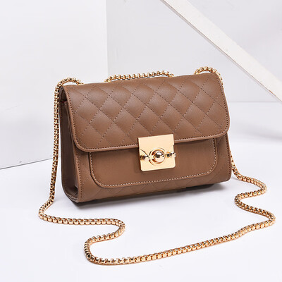 Diamond embossed small fragrance temperament female bag summer chain shoulder diagonal package Korean version of the light luxury small square package
Diamond embossed small fragrance temperament female bag summer chain shoulder diagonal package Korean version of the light luxury small square package