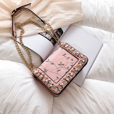 Summer foreign style small bag chic fresh lace small square bag new 2019 Joker womens bag chain Messenger bag
Summer foreign style small bag chic fresh lace small square bag new 2019 Joker womens bag chain Messenger bag