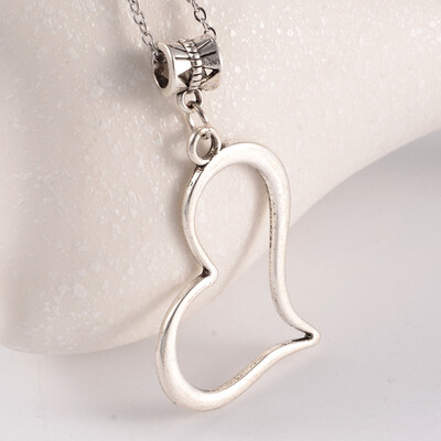 Heart Tibetan Style Alloy European Dangle Beads Large Hole Pendants Antique Silver 38x28x2mm Hole 45mm
Heart Tibetan Style Alloy European Dangle Beads Large Hole Pendants Antique Silver 38x28x2mm Hole 45mm