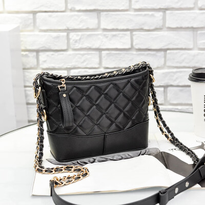 One-shoulder bag one-shoulder bag inclined bag Korean version of Xiaoxiang Baitao Spring&Summer Girl Chain Bag
One-shoulder bag one-shoulder bag inclined bag Korean version of Xiaoxiang Baitao Spring&Summer Girl Chain Bag