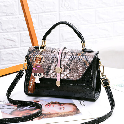 2019 spring new womens bag small square bag handbag trend Korean version of the shoulder bag Messenger bag
2019 spring new womens bag small square bag handbag trend Korean version of the shoulder bag Messenger bag