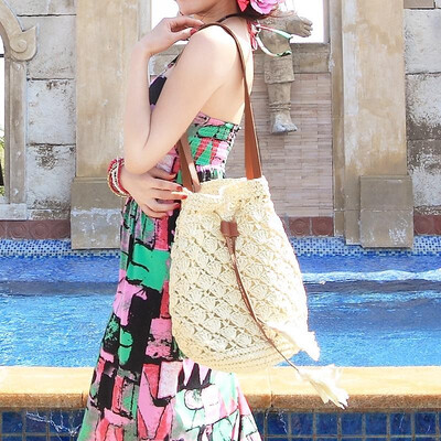 Women Beach Knitting Straw Handbag Solid String Mini Bucket Bag Summer Casual Holiday Crossbody Bag
Women Beach Knitting Straw Handbag Solid String Mini Bucket Bag Summer Casual Holiday Crossbody Bag