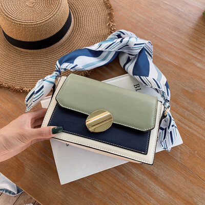 Small bag female new Korean version of the wild hit color Messenger bag chain scarf single shoulder small square bag
Small bag female new Korean version of the wild hit color Messenger bag chain scarf single shoulder small square bag