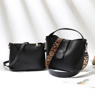 Tailored Lady Handbag Shoulder Bag Tote Purse Fashion Leather Snake-like Shoulder Strap
Tailored Lady Handbag Shoulder Bag Tote Purse Fashion Leather Snake-like Shoulder Strap