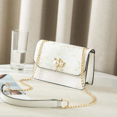 Summer ins single shoulder teenage girls on the trend Korean version of Baitao students chain inclined Bag Fashion
Summer ins single shoulder teenage girls on the trend Korean version of Baitao students chain inclined Bag Fashion