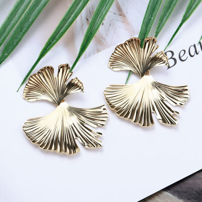 2019 Hot Sale Women Heart Drop Earrings Girl Gift Flower Leaf Pendant Statement Earring Fashion Party Jewelry bijoux Orecchini