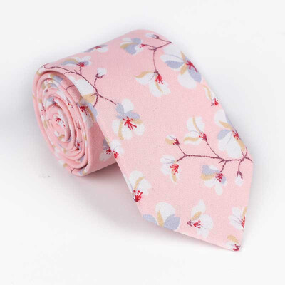 Spot generation of men&women with the same Japanese Harajuku style tie Korean version of the lady tie small floral cotton tie male
Spot generation of men&women with the same Japanese Harajuku style tie Korean version of the lady tie small floral cotton tie male