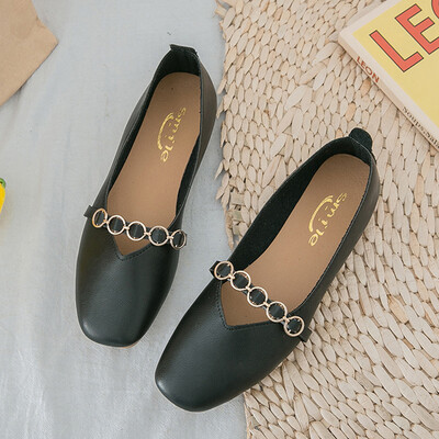 In the summer of 2019 the new Korean version of retro grandmother shoes is shallow flat bottom single shoe square head flat h
In the summer of 2019 the new Korean version of retro grandmother shoes is shallow flat bottom single shoe square head flat h